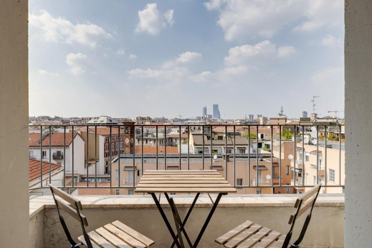 Homeby, Cozy Penthouse Apartment ミラノ エクステリア 写真
